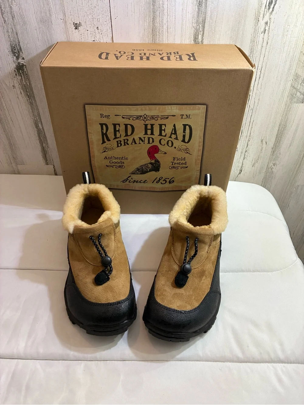 Red Head men’s Alaskan Guide Lo Tan and Black Shearling-Lined Winter Boots